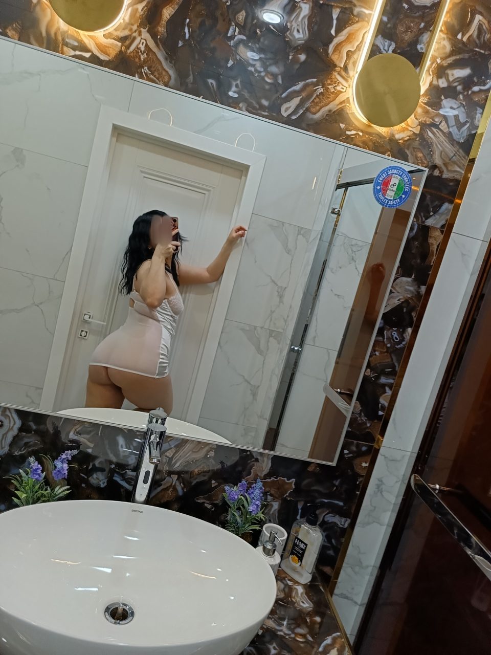 АЙЯ  у себя и на выезд, 26 лет — проститутка Актобе