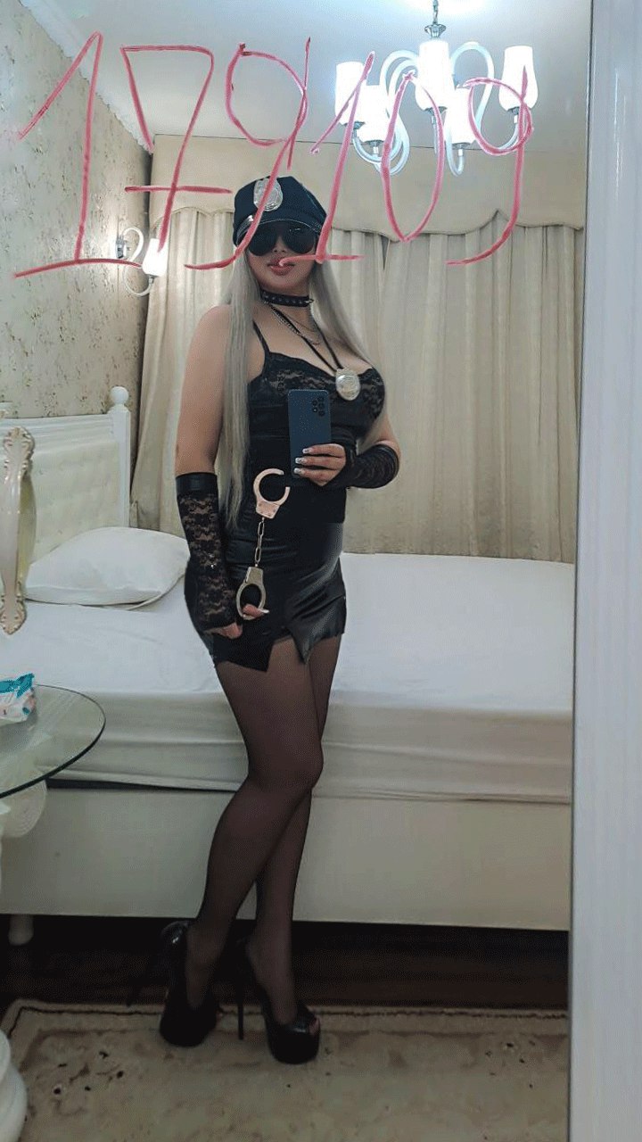 Mistress Dominatri