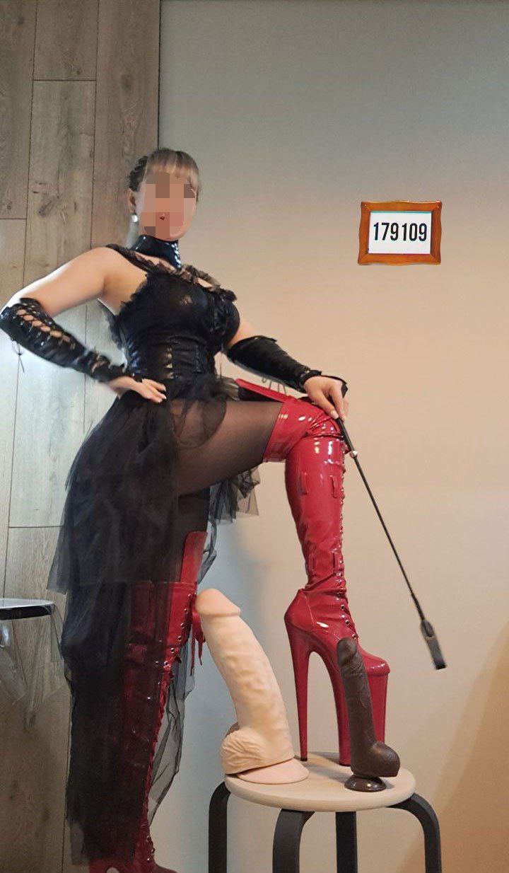 Mistress Dominatri