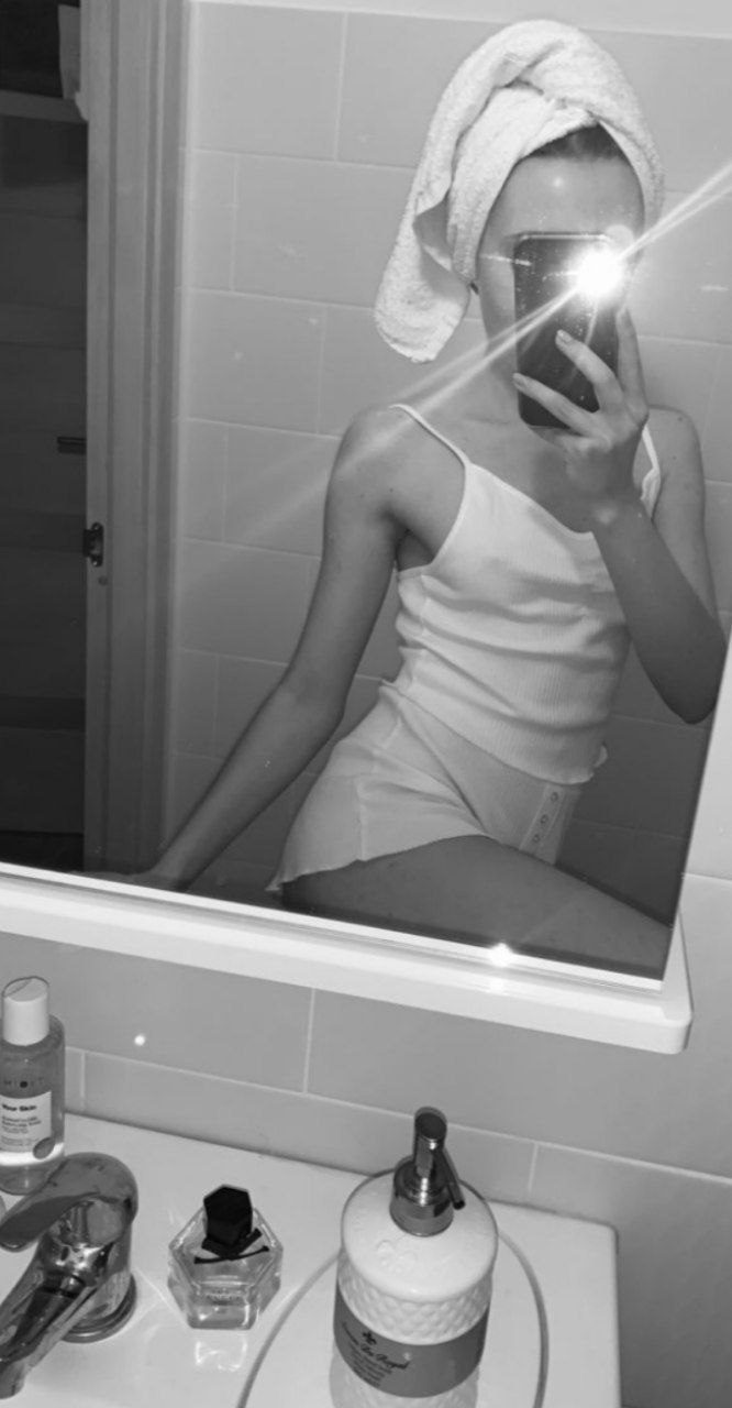 Карина, 21 лет — проститутка Алматы