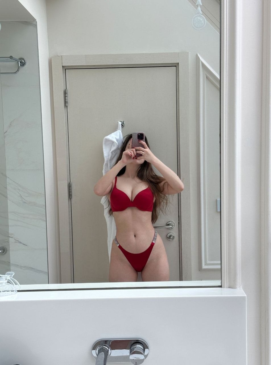 Adeka, 22 лет — проститутка Шымкент